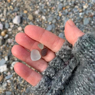 Hands at work - SeaTumble Jewellery